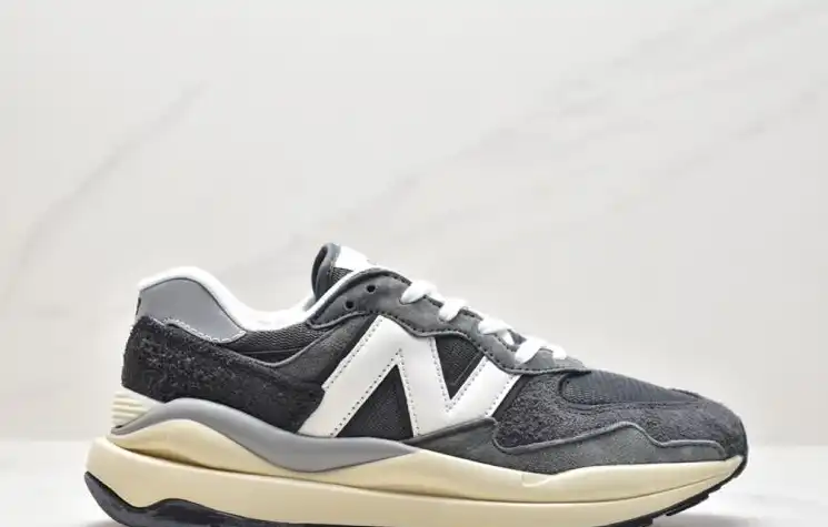 hype New Balance Sneakers