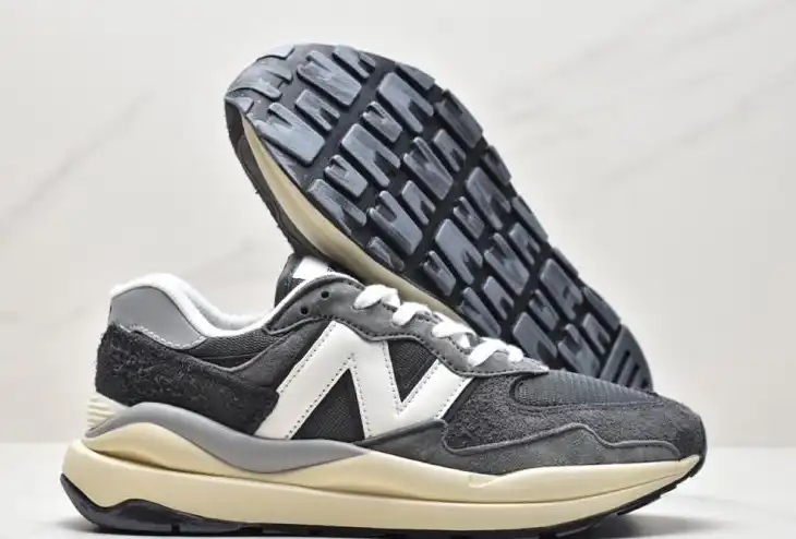 hype New Balance Sneakers