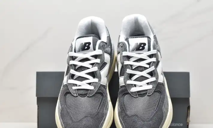 hype New Balance Sneakers