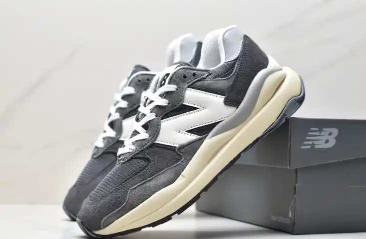 hype New Balance Sneakers