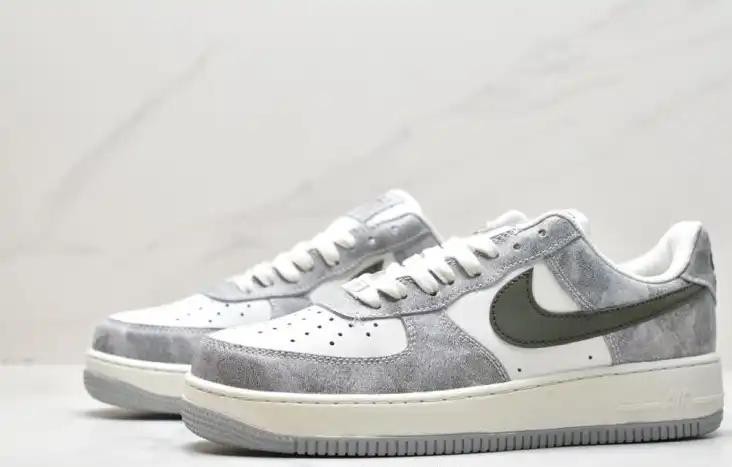 hype Nike Air Force 1