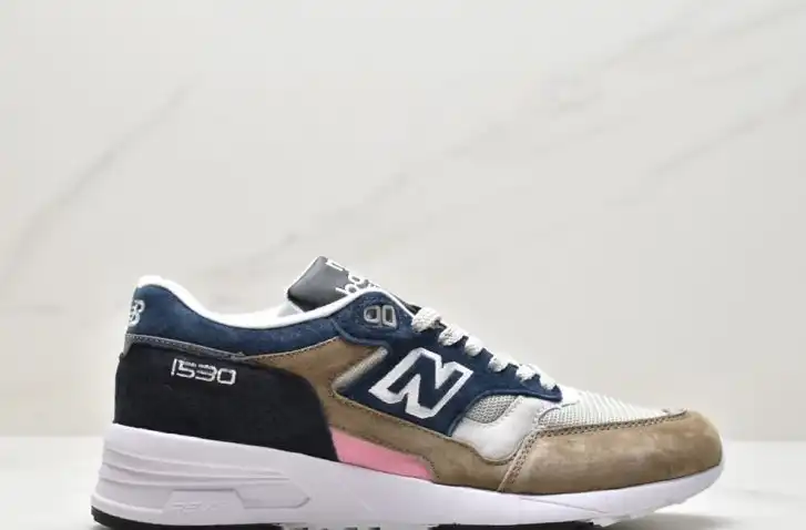 hype New Balance Sneakers