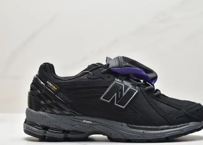 hype New Balance Sneakers