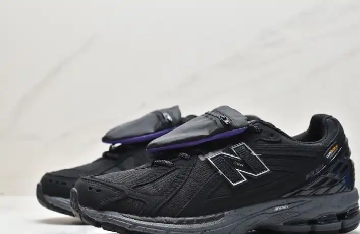 hype New Balance Sneakers