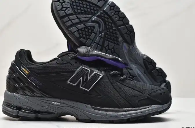 hype New Balance Sneakers