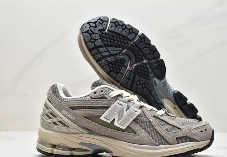 hype New Balance Sneakers