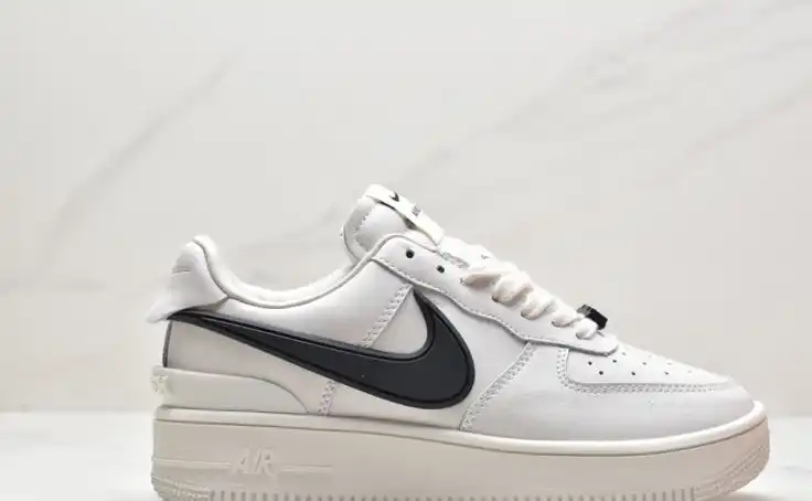 hype Nike Air Force 1