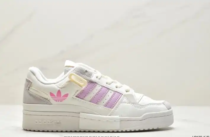 hype Adidas Sneakers