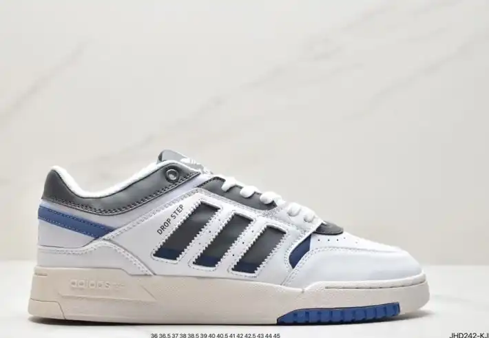 hype Adidas Sneakers