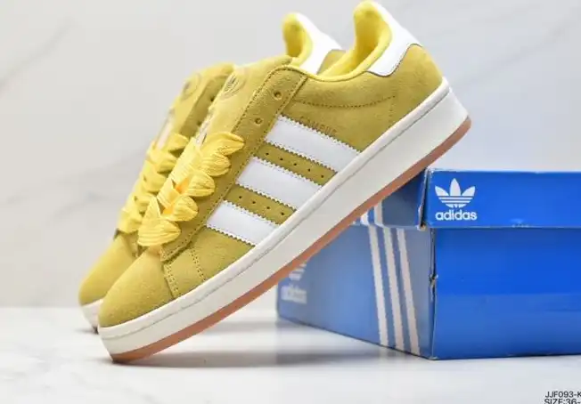 hype Adidas Sneakers