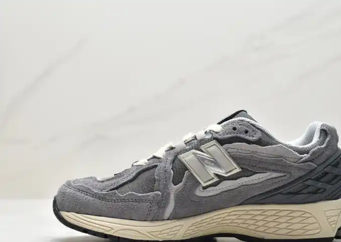 hype New Balance Sneakers