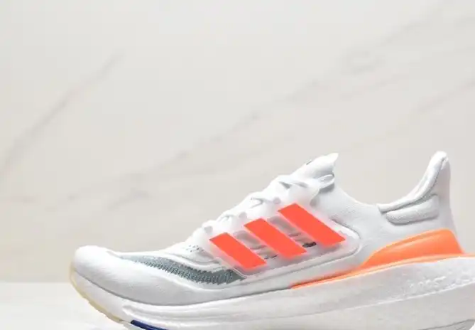 hype Adidas Sneakers