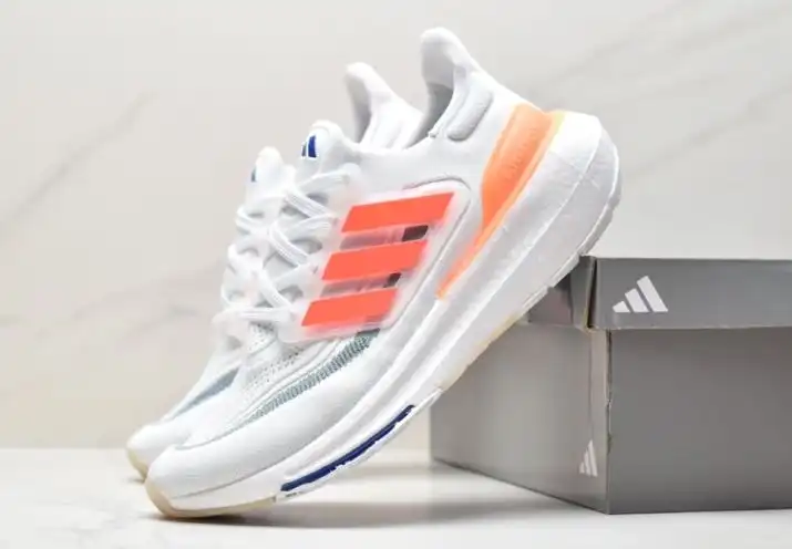 hype Adidas Sneakers