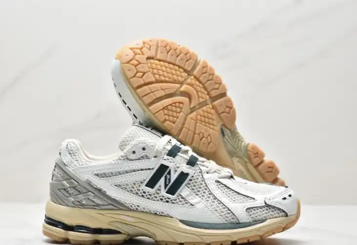 hype New Balance Sneakers