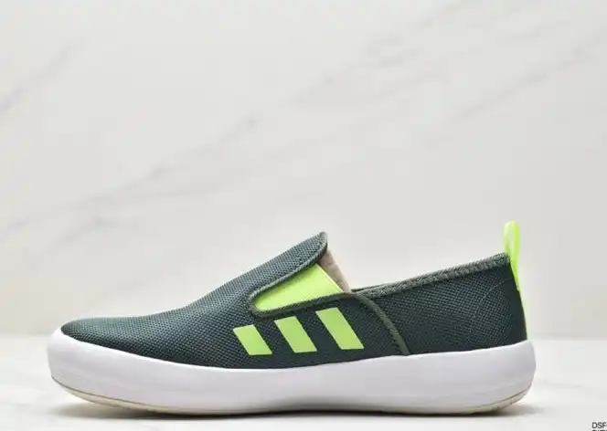 hype Adidas Sneakers