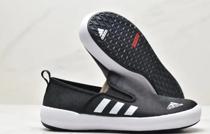 hype Adidas Sneakers