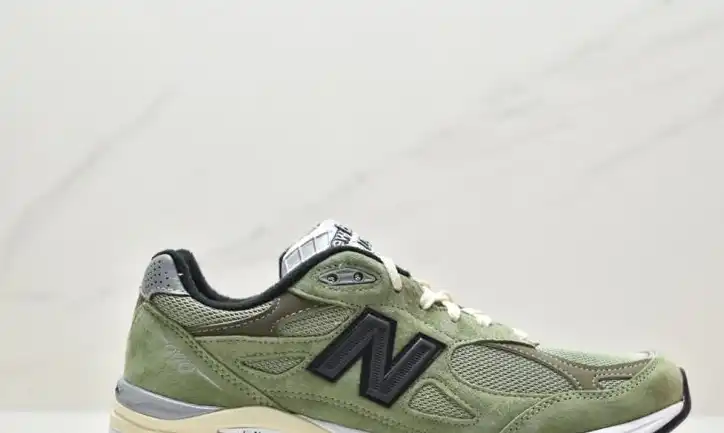 hype New Balance Sneakers