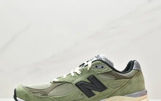 hype New Balance Sneakers