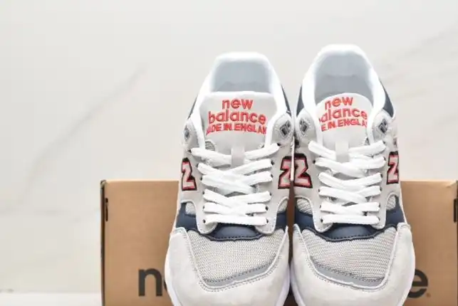 hype New Balance Sneakers