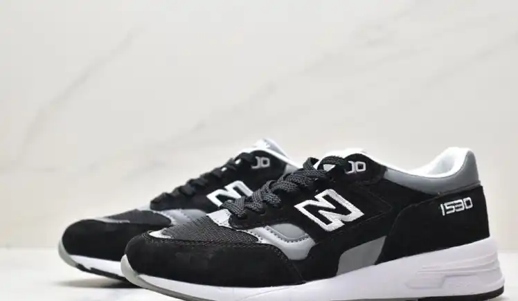 hype New Balance Sneakers