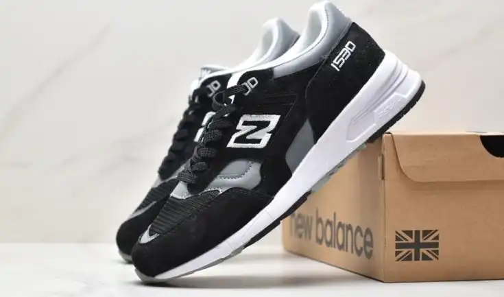 hype New Balance Sneakers