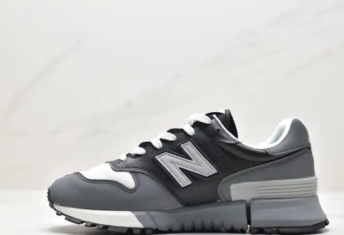 hype New Balance Sneakers