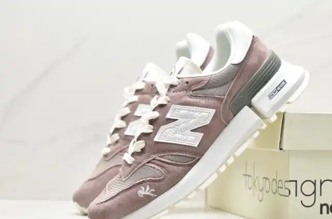 hype New Balance Sneakers