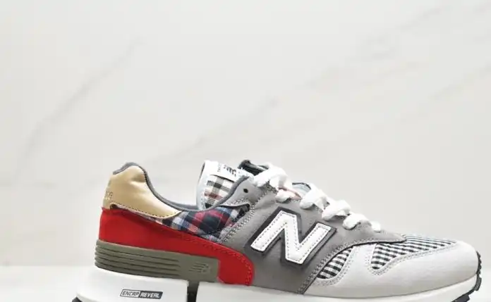 hype New Balance Sneakers