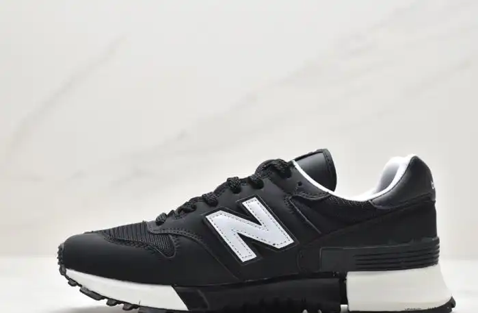 hype New Balance Sneakers