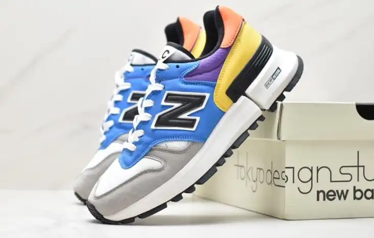 hype New Balance Sneakers