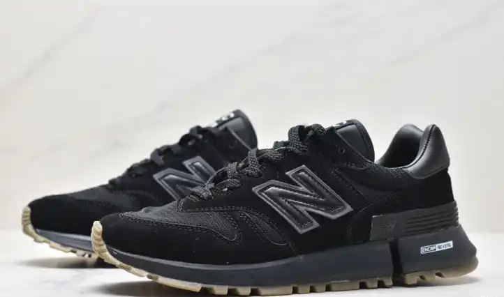 hype New Balance Sneakers