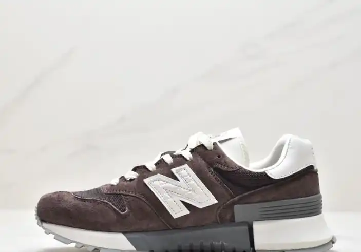 hype New Balance Sneakers