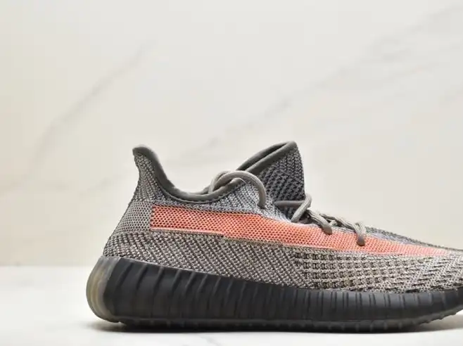 hype Adidas Yeezy Boost