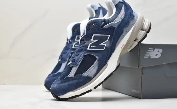 hype New Balance Sneakers