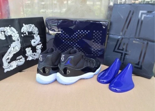 AIR JORDAN 11 “SPACE JAM” 2016-1