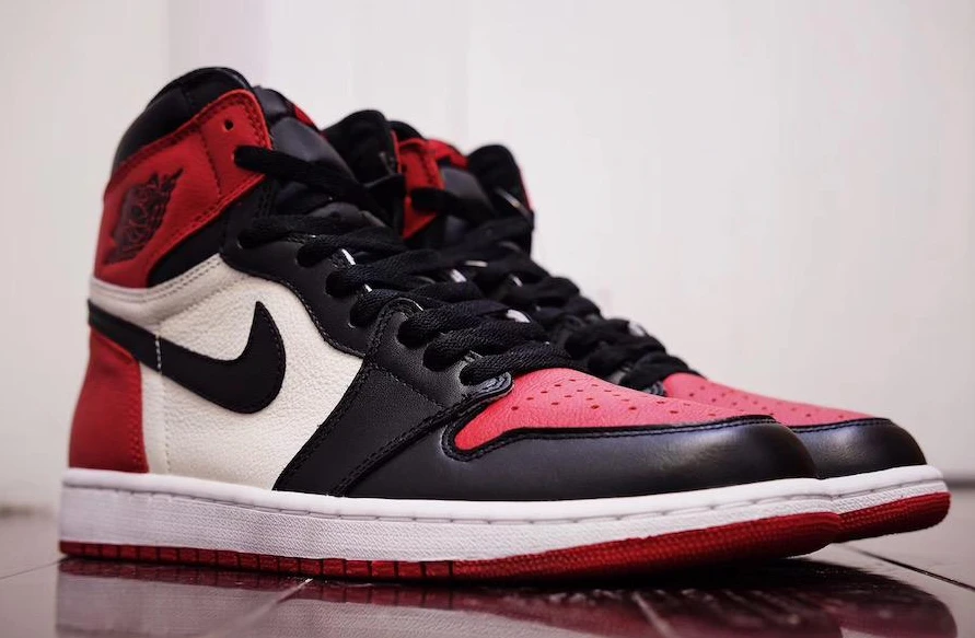 Air Jordan 1 Bred Toe-01