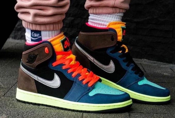 Air Jordan 1 High OG Bio Hack-1