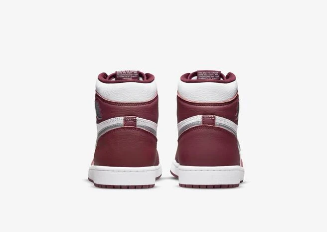Air Jordan 1 High OG Bordeaux