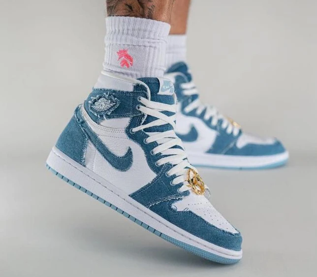 Air Jordan 1 High OG Denim