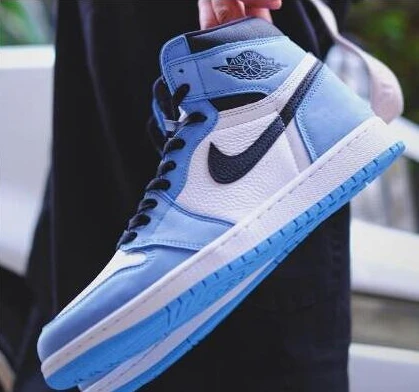 Air Jordan 1 High OG University Blue