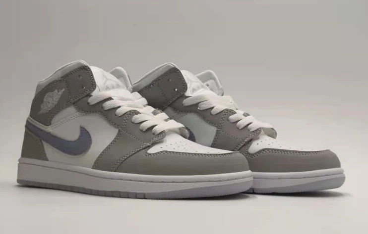 Air Jordan 1 Ice Ash