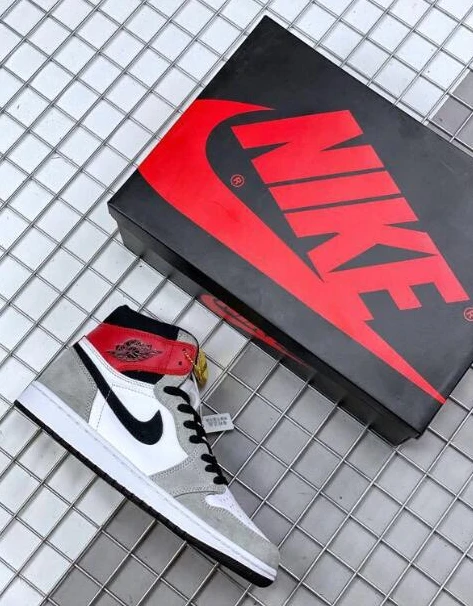 Air Jordan 1 Light Smoke Grey-1