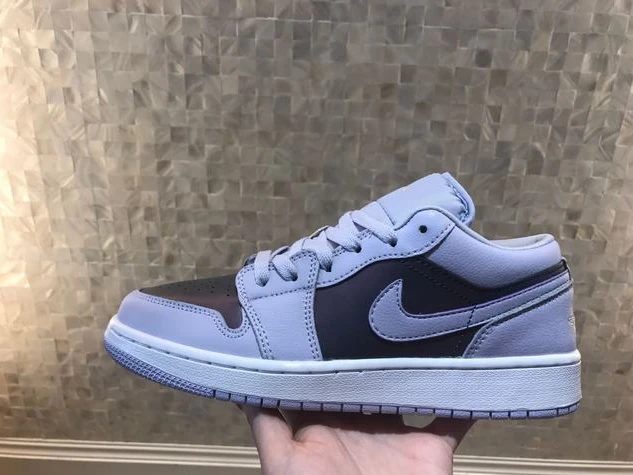 Air Jordan 1 Retro-221