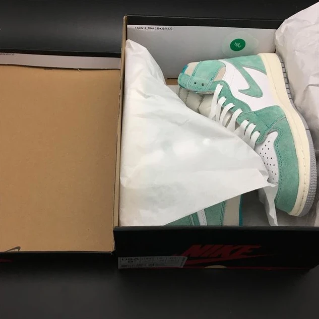 Air Jordan 1 Retro High OG Turbo Green-1