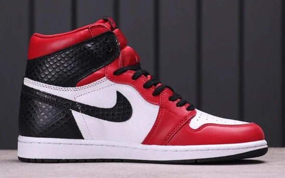 Air Jordan 1 WMNS Satin Snake-1