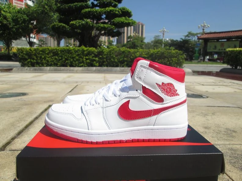 Air Jordan 1 White Metal Red-01