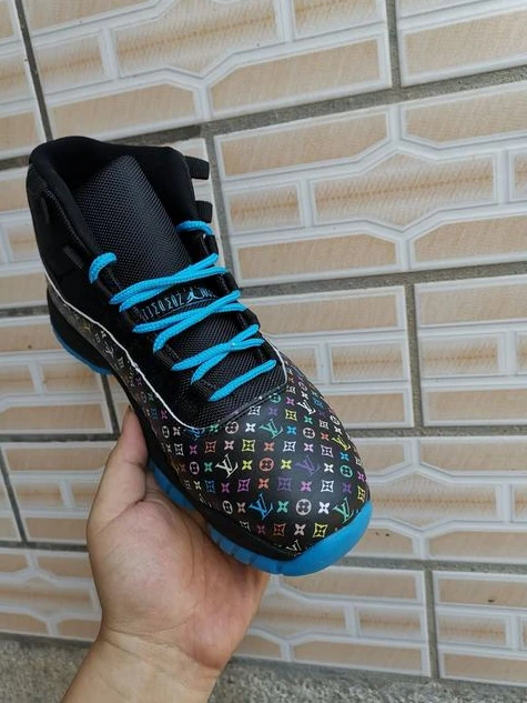 Air Jordan 11 Black Blue New-1