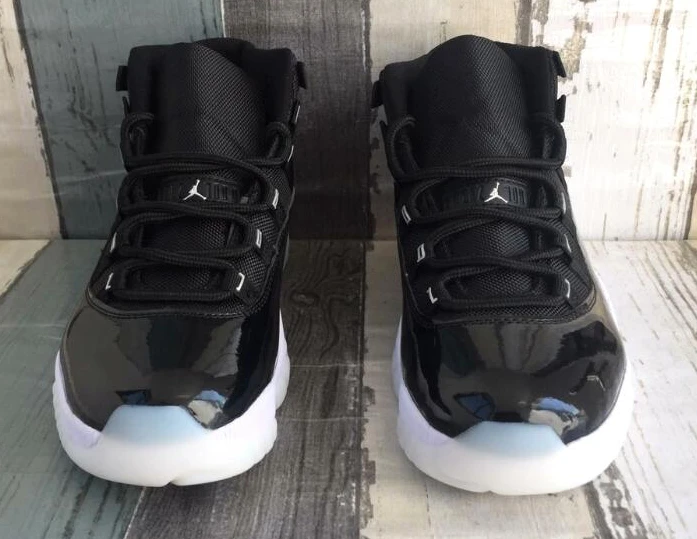 Air Jordan 11 Black Silver-1