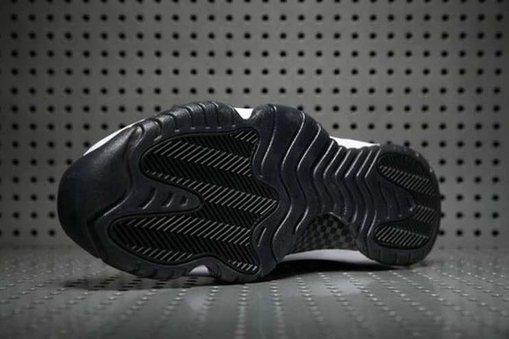 Air Jordan 11 Black “Heiress”-1
