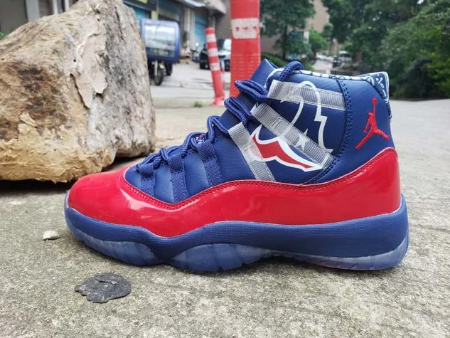 Air Jordan 11 Champion Bull Head-1